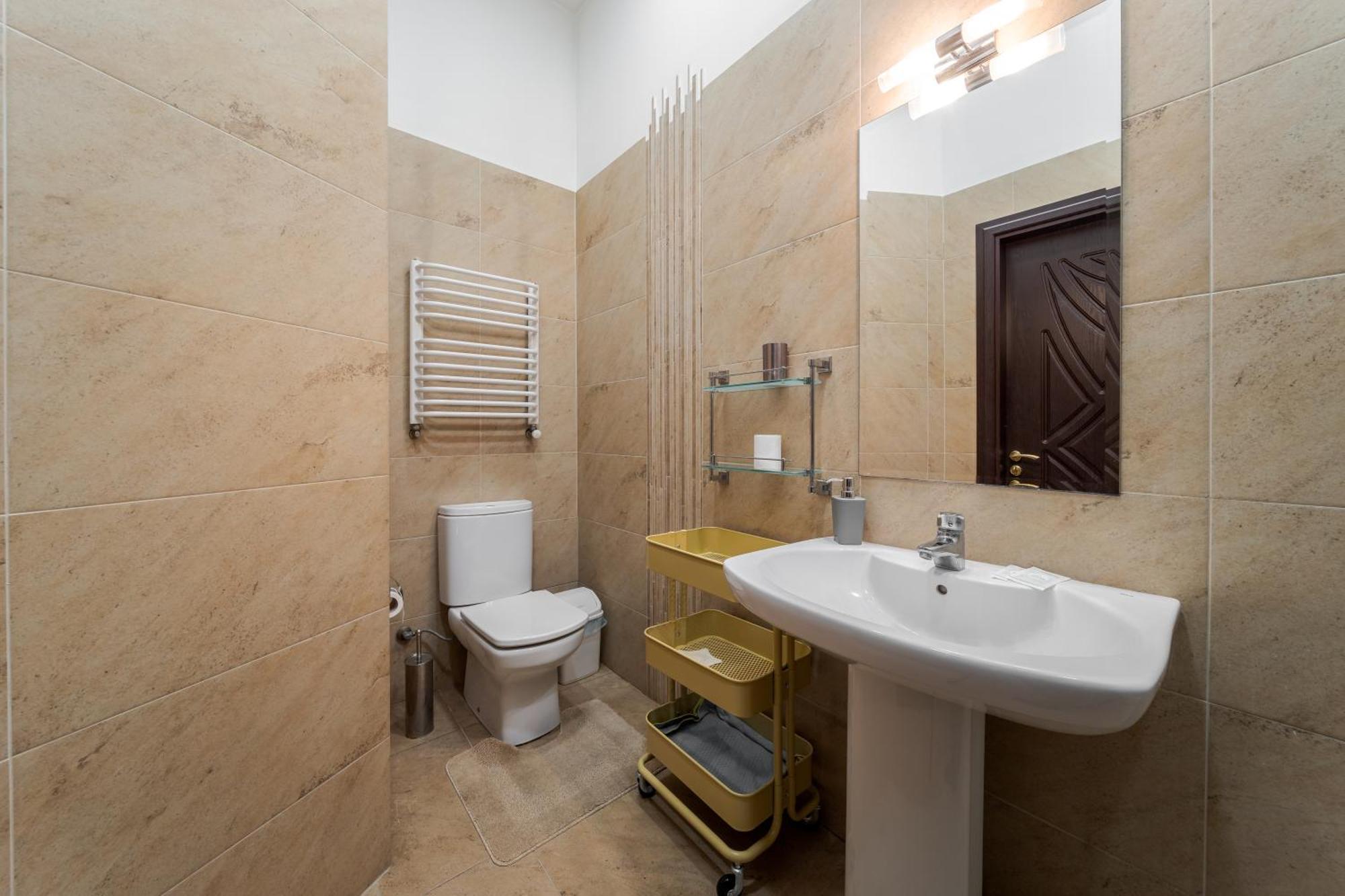 Апартаменти На Площі Ринок, 20 Lviv Buitenkant foto